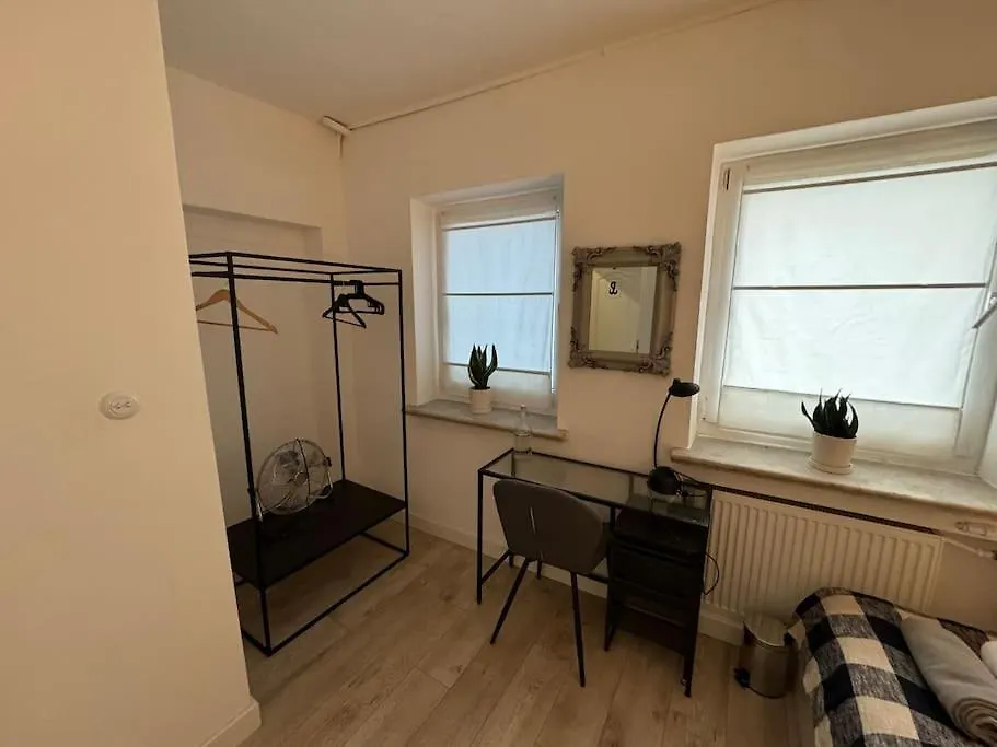 Apartment Chillout Apart 4 Bedrooms Warsaw