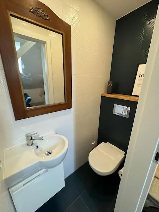 Chillout Apart 4 Bedrooms Warszawa 0*,  Polska