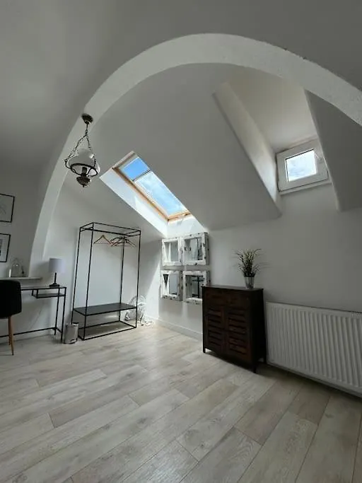 Chillout Apart 4 Bedrooms Warszawa 0*,