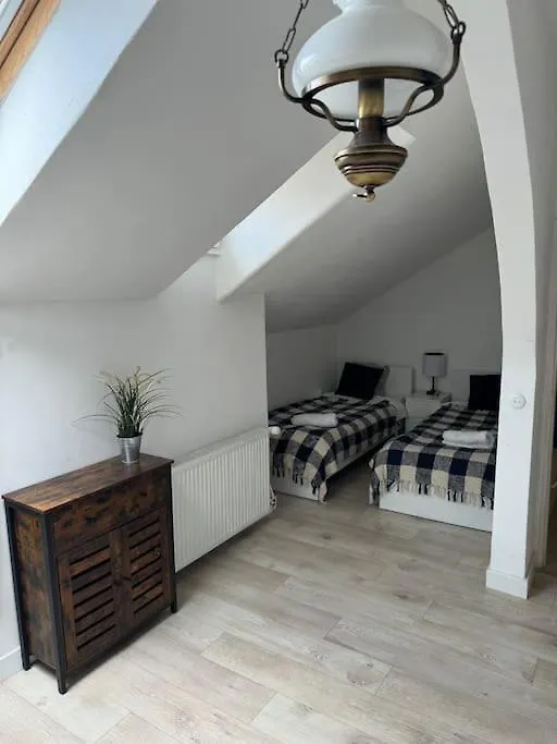 Chillout Apart 4 Bedrooms Warszawa 0*,