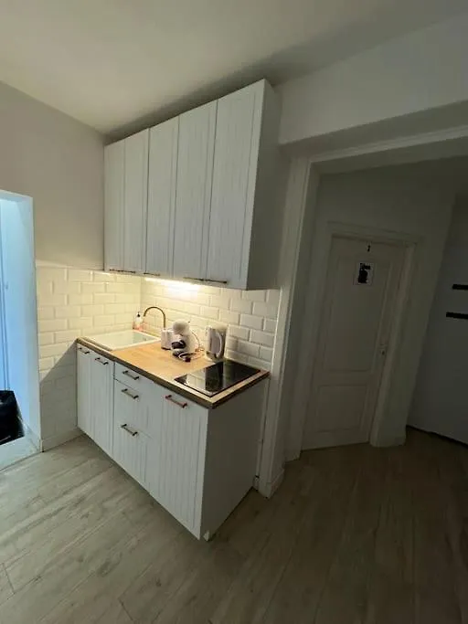 Apartment Chillout Apart 4 Bedrooms Warsaw